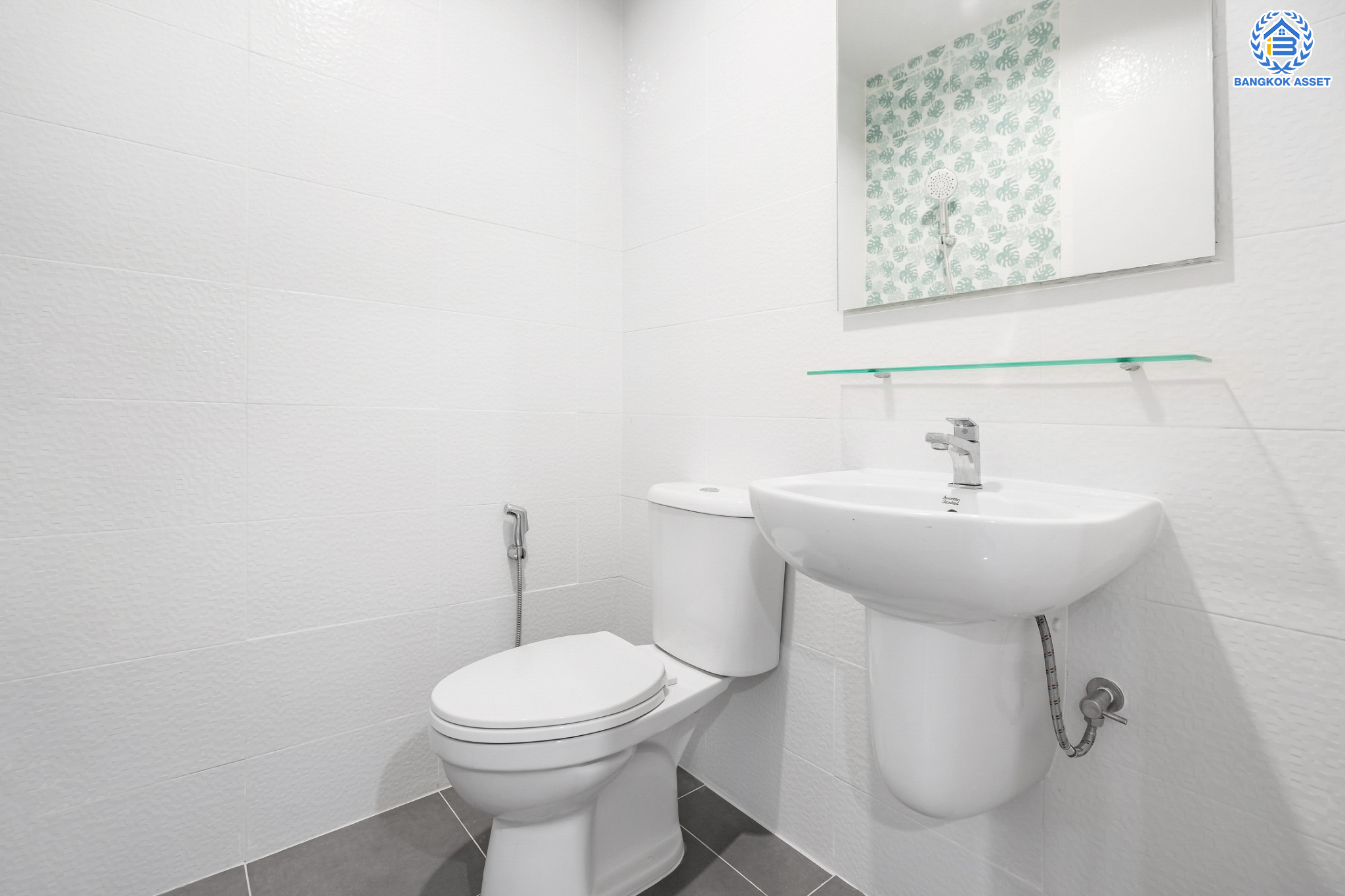 บ้านมือสองตกแต่งใหม่ ม.บุศรินทร์ บางบัวทอง เนื้อที่ 18 ตร.ว. ฟังก์ชัน 2 ห้องนอน 2 ห้องน้ำ 1 ที่จอดรถ ทำเลดี เชื่อมต่อหลายเส้นทาง ถ.กาญจนาภิเษก, ถ.รัตนาธิเบศร์, ถ.บางกรวย-ไทรน้อย และใกล้เซ็นทรัลเวสต์เกต และรถไฟฟ้าสายสีม่วง "สถานีบางพลู"...